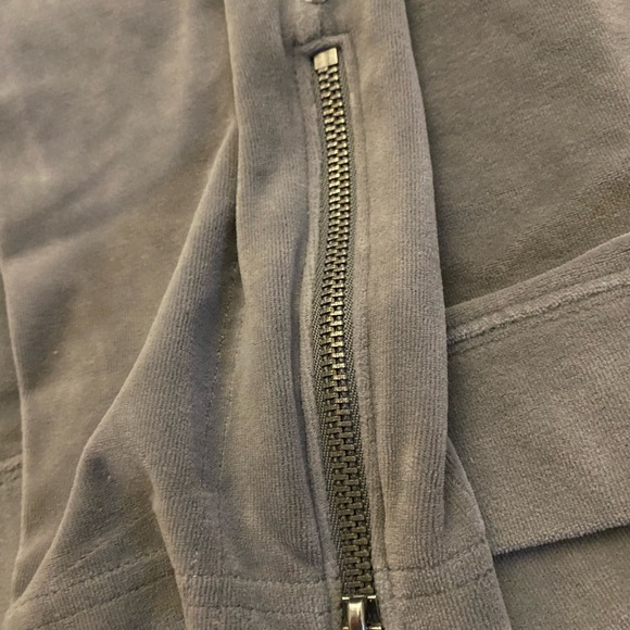 COPY - Sweats - Picture 5 of 12